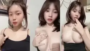 Dokumentasi 2 Gadis Cantik Live Goyang Kasur 2026