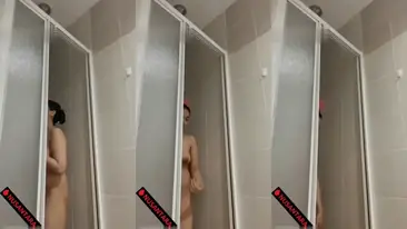 Gadis Cantik Pasrah Goyang Kasur Hotel