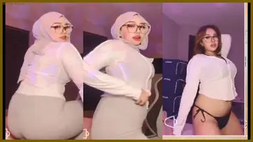 Koleksi Live Hot Host Amirah Insyirah Hijab Hyper
