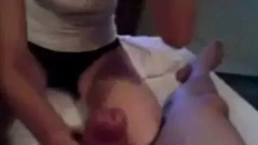 Mahasiswi Cantik Pasrah Goyang Kasur Kontrakan