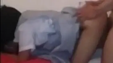 Mahasiswi Cantik Pasrah Goyang Kasur Kostan