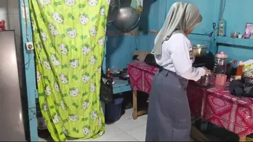 Tante Istri Muda Cantik Pasrah Kasur Mobil