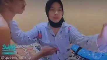 Ukhti Hijab Cantik Pasrah Di Kasur Malam 2026