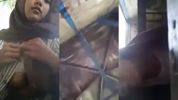 Ukhti Hijab Cantik Pasrah Kasur Rumah Kosong